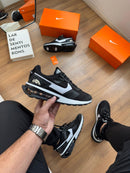 Nike Air Max x Preto/Branco
