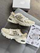 New Balance 530 x Off-White/Preto