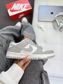 Nike SB Dunk Low Cinza