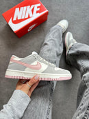Nike SB Dunk Low x Cinza/Rosa Bebê