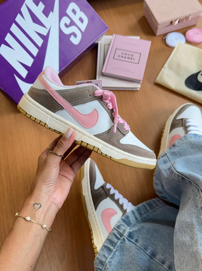 Nike SB Dunk Low Pro x Marrom/Rosa