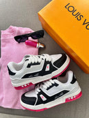 Louis Vuitton Trainer 54 x Branco/Preto/Pink