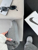 Nike Air Force x Cinza