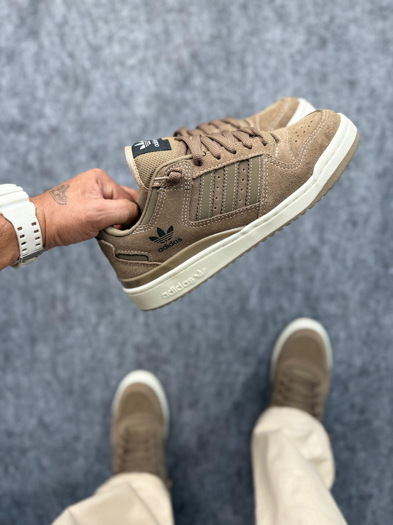 Adidas Fórum Low x Rato/Bege