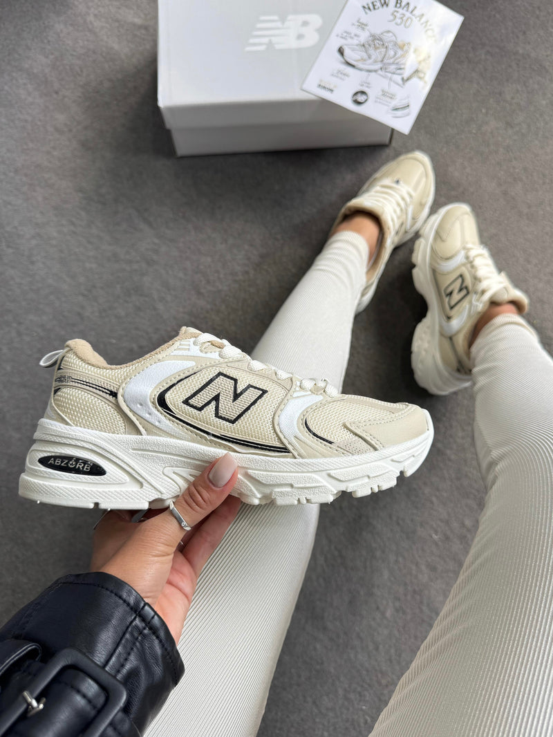 New Balance 530 x Off-White/Preto