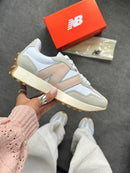 New Balance 327 x Branco/Nude