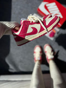 Nike SB Dunk Low x Off-White/Pink