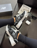 New Balance 530 x Preto/Branco