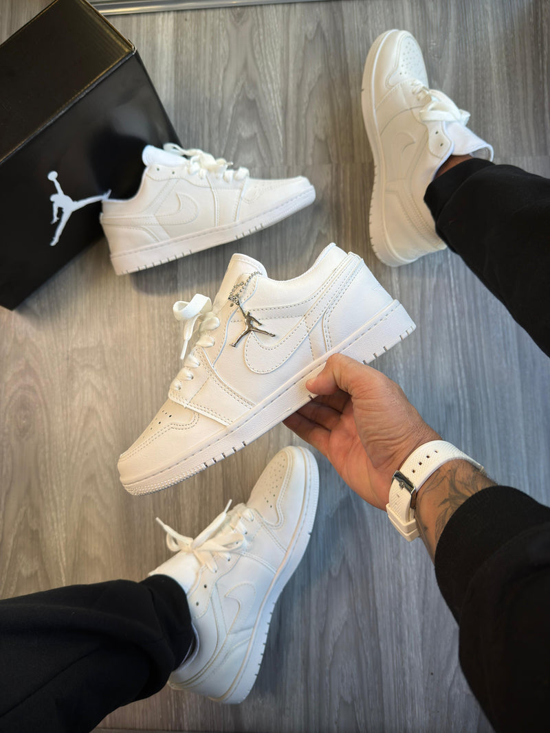 Nike Air Jordan Low x Branco