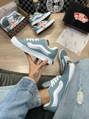 Vans Knu Skool x Azul e Branco